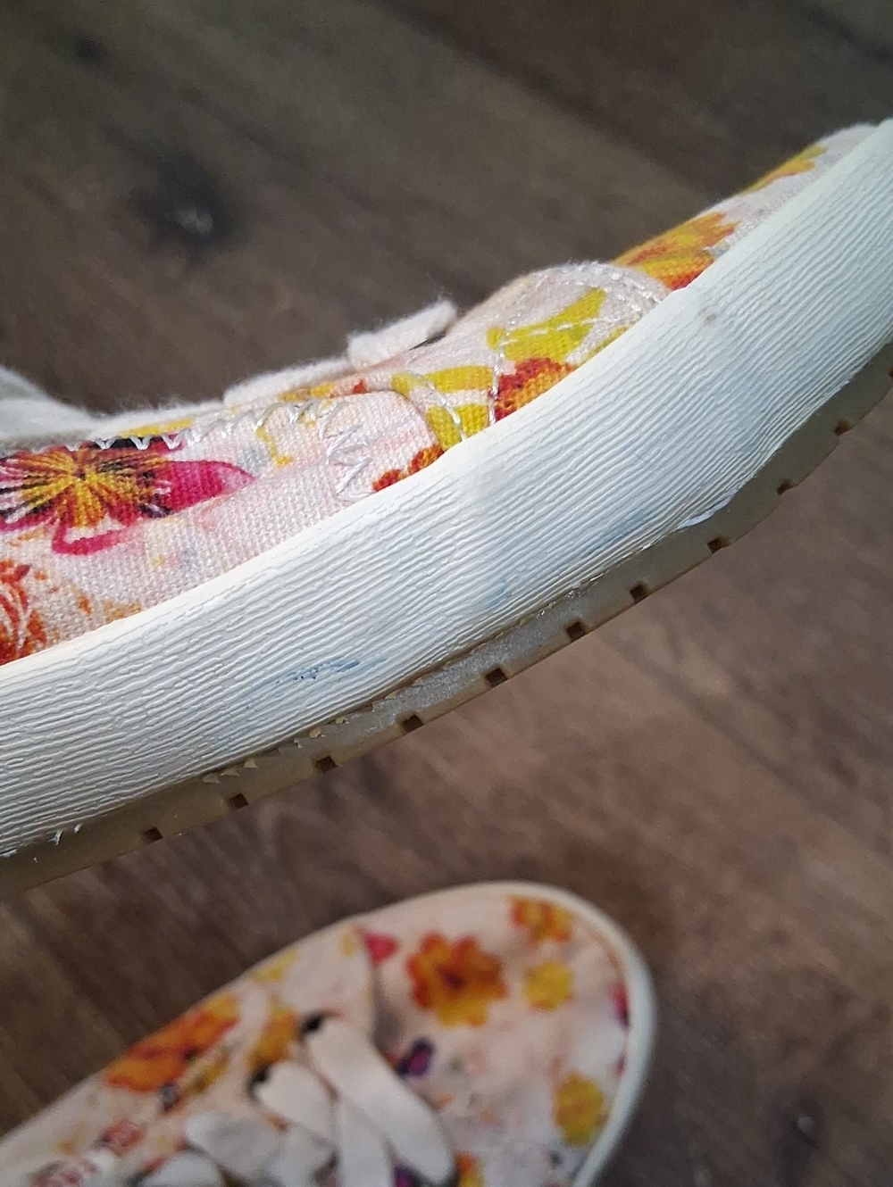 Taos Footwear Star Floral Multicolor Size 6 - Picture 9 of 9